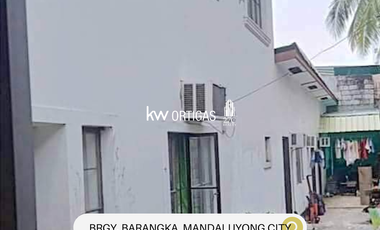 2-Storey House for Sale in Mandaluyong
