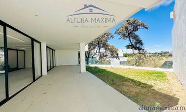 Residencia Nueva en Venta Puerta Las Lomas Andares Zapopan