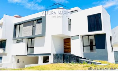 Residencia Nueva en Venta Puerta Las Lomas Andares Zapopan