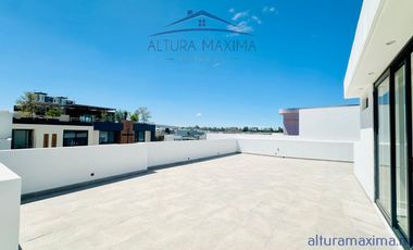 Residencia Nueva en Venta Puerta Las Lomas Andares Zapopan