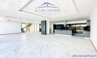 Residencia Nueva en Venta Puerta Las Lomas Andares Zapopan