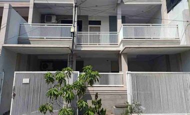 Rumah 2lt Jalan Lebar,  Dekat Sekolah Penabur, Di Harapan Indah