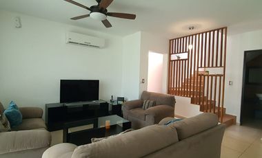 CASA EN RENTA EN CIUDAD DEL CARMEN, CAMPECHE.