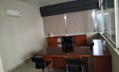 VENTA O ALQUILER DE OFICINAS EN EL CENTRO DE PIURA