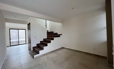 Casa nueva de tres recámaras en venta en Cañadas del Arroyo