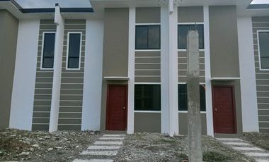 AFFORDABLE 2- STOREY TOWN -HOUSE with GARAGE in MARILAO, BULACAN. Only 27K MONTLY IN 24 MONTHS, NO SPOT DOWNPAYMENT  required. Accessible to METRO Manila via  N-LEX MARILAO. For Public Transportation  1 ride only GOING TO MONUMENTO, BALINTAWAK and CAMACHELLI. 10K MONTHLY AMORTIZATION in 30 years for PAG-IBIG FINANCING. PROMO 10K only RESERVATION FEE.