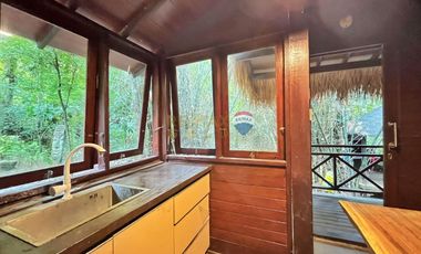 For Sale: 5,321 sqm Beach House in Malimatoc Mabini Batangas