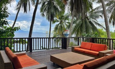 For Sale: 5,321 sqm Beach House in Malimatoc Mabini Batangas