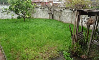 Casa 3 ambientes a reciclar en venta en El Martillo