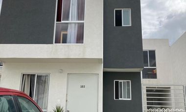Se vende casa en Centro Bicentenario, Atotonilco de Tula, Hidalgo.
