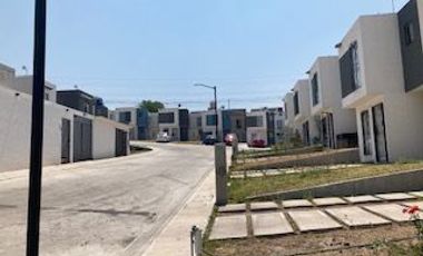 Se vende casa en Centro Bicentenario, Atotonilco de Tula, Hidalgo.