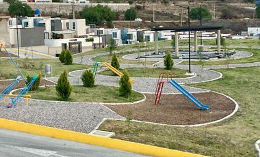 Se vende casa en Centro Bicentenario, Atotonilco de Tula, Hidalgo.