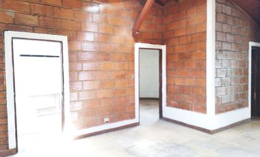 PR20161 Casa Comercial en arriendo en el sector Yarumito
