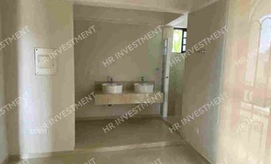 Casa con 4 recamaras en SM 15 Cancun en venta