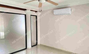 Casa con 4 recamaras en SM 15 Cancun en venta