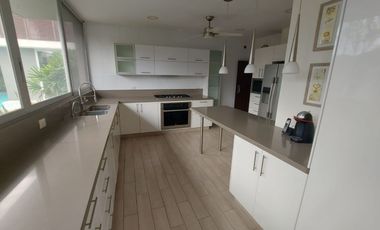 Samborondon, Vendo Hermosa Casa de 4 dormitorios con Piscina