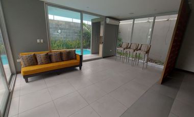 Samborondon, Vendo Hermosa Casa de 4 dormitorios con Piscina