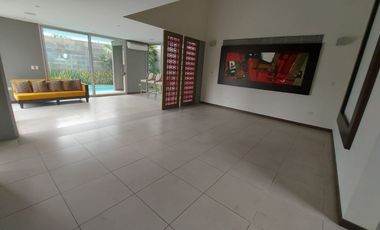 Samborondon, Vendo Hermosa Casa de 4 dormitorios con Piscina