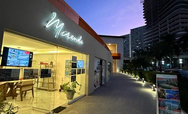 Vendemos tu propiedad MIRANDA Real Estate Plaza Peninsula Vallarta