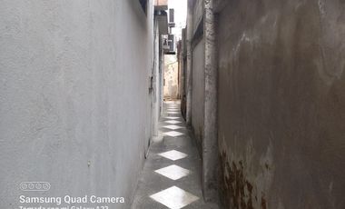 Venta de Edificio  de 3 niveles en el Norte de Guayaquil, Cdla. Simón Bolívar, frente al aeropuerto norte de Guayaquil