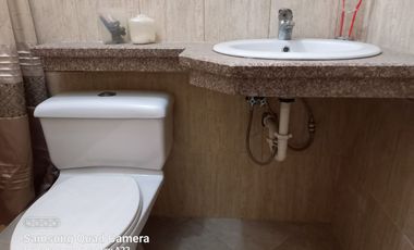 Venta de Edificio  de 3 niveles en el Norte de Guayaquil, Cdla. Simón Bolívar, frente al aeropuerto norte de Guayaquil