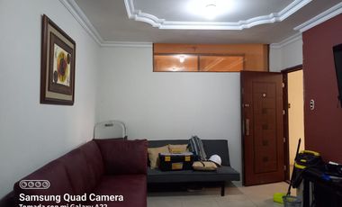 Venta de Edificio  de 3 niveles en el Norte de Guayaquil, Cdla. Simón Bolívar, frente al aeropuerto norte de Guayaquil