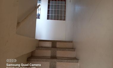 Venta de Edificio  de 3 niveles en el Norte de Guayaquil, Cdla. Simón Bolívar, frente al aeropuerto norte de Guayaquil