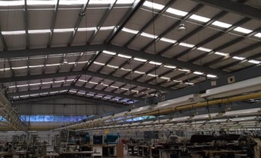NAVE INDUSTRIAL en VENTA. 8,908 M2 de Construcción