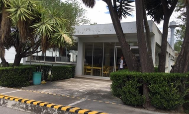 NAVE INDUSTRIAL en VENTA. 8,908 M2 de Construcción