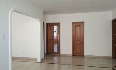 Apartamento en arriendo en Alto Prado.