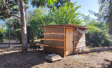Leon Propiedades vende hermosa parcela con casa en sector Challaco, Curacavi.