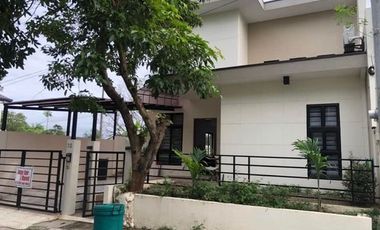 3BR House and Lot for Rent at La Residencia, Sta Rosa Laguna