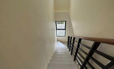 RESALE MID UNIT TOWNHOUSE IN CASA MIRA ILOILO
