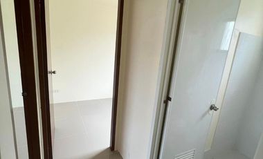 RESALE MID UNIT TOWNHOUSE IN CASA MIRA ILOILO