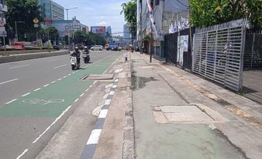 Dijual Cepat Gedung Office Perusahaan Media Cideng Jakarta Pusat Furnished