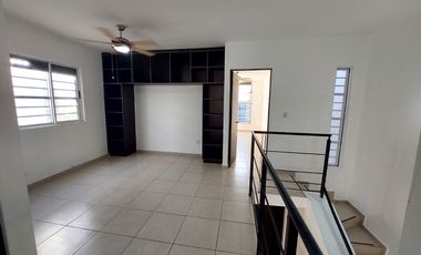 Casa en Renta en Cuumbres del Sol, Monterrey, Nuevo Leon