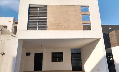 Casa en Renta en Cuumbres del Sol, Monterrey, Nuevo Leon
