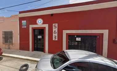 Excelente Casa en Barrio de Santiago Merida en Remate Solo Contado No Creditos