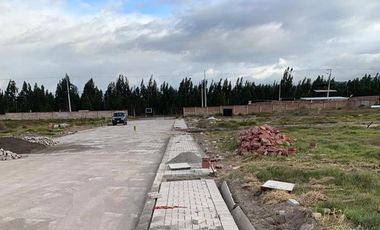 HERMOSO TERRENO EN SAN NICOLAS DE LAS ABRAS. RIOBAMBA.