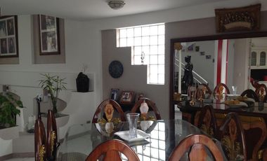 Casa de venta  en el Sector Monjas. Jardín Del Valle.