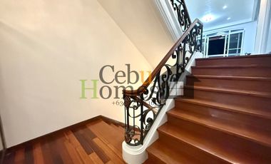 Semi-Furnished 5 Bedroom House with Pool for Rent in Maria Luisa