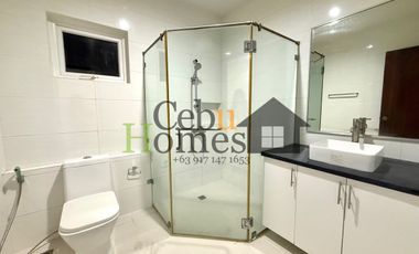 Semi-Furnished 5 Bedroom House with Pool for Rent in Maria Luisa