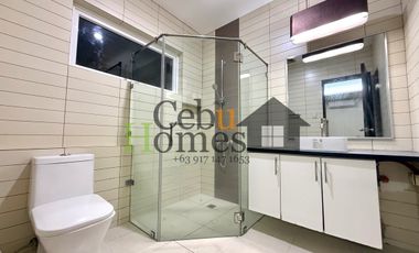 Semi-Furnished 5 Bedroom House with Pool for Rent in Maria Luisa