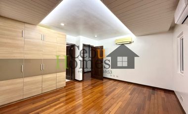 Semi-Furnished 5 Bedroom House with Pool for Rent in Maria Luisa