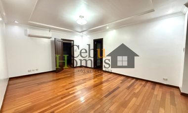 Semi-Furnished 5 Bedroom House with Pool for Rent in Maria Luisa