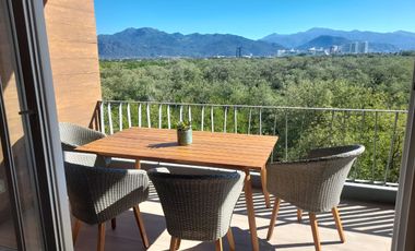 Departamento amueblado en renta, frente a marina Vallarta, una recamara y un baño, terraza