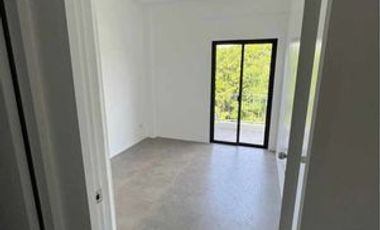 Duplex House For Rent/Sale in Better Living Paranaque