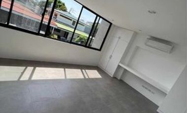 Duplex House For Rent/Sale in Better Living Paranaque