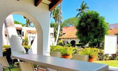 V411 Villa en Venta 3 recamaras Campo de Golf Ixtapa