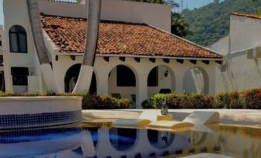 V411 Villa en Venta 3 recamaras Campo de Golf Ixtapa